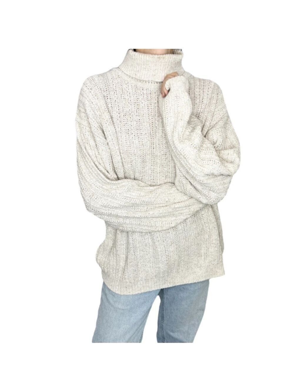 Vintage beige boxy oversized minimalist classic preppy turtleneck sweater M